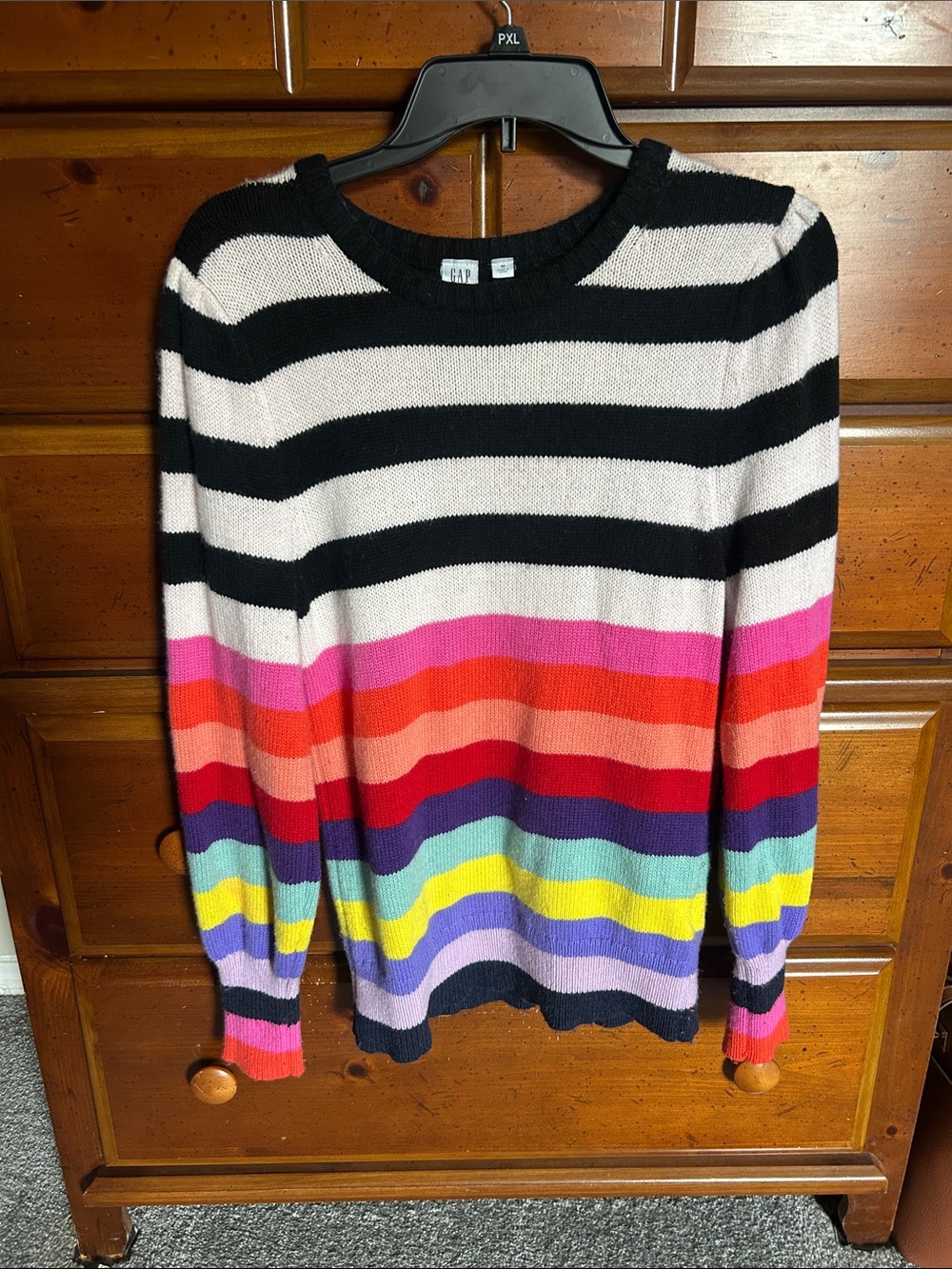 GAP Women's Multicolor Striped Knit Sweater